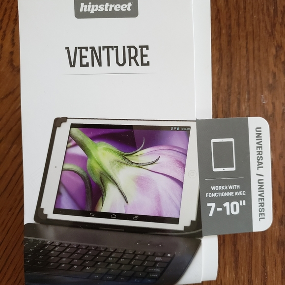 Hipstreet Venture Universal Wired Keyboard Case - For Android & Windows Tablets - Picture 8 of 9